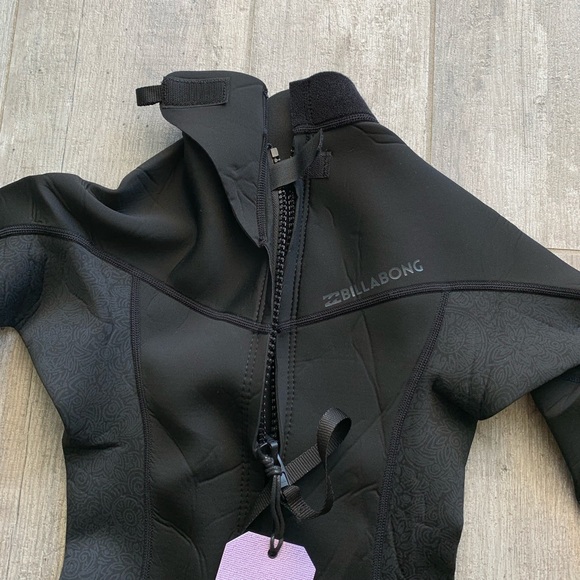 🔥🔥BILLABONG - 2MM LONG SLEEVE SPRINGSUIT🔥🔥 - Picture 7 of 8